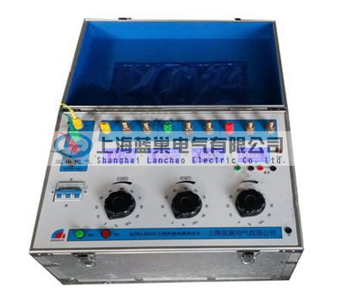 LCDL-200III三相電流發(fā)生器（簡稱三相升流器），我公司自行研制開發(fā)的測試設(shè)備，它集國內(nèi)外同類產(chǎn)品的優(yōu)點于一身，采用數(shù)控技術(shù)，抗干擾能力強，和上一代升流器相比，由于采用低功耗、大容量的自藕調(diào)壓器和高導(dǎo)磁率鐵芯制作的變流器。